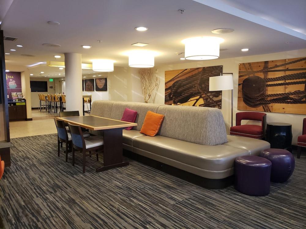 Comfort Inn & Suites Baltimore Eksteriør bilde
