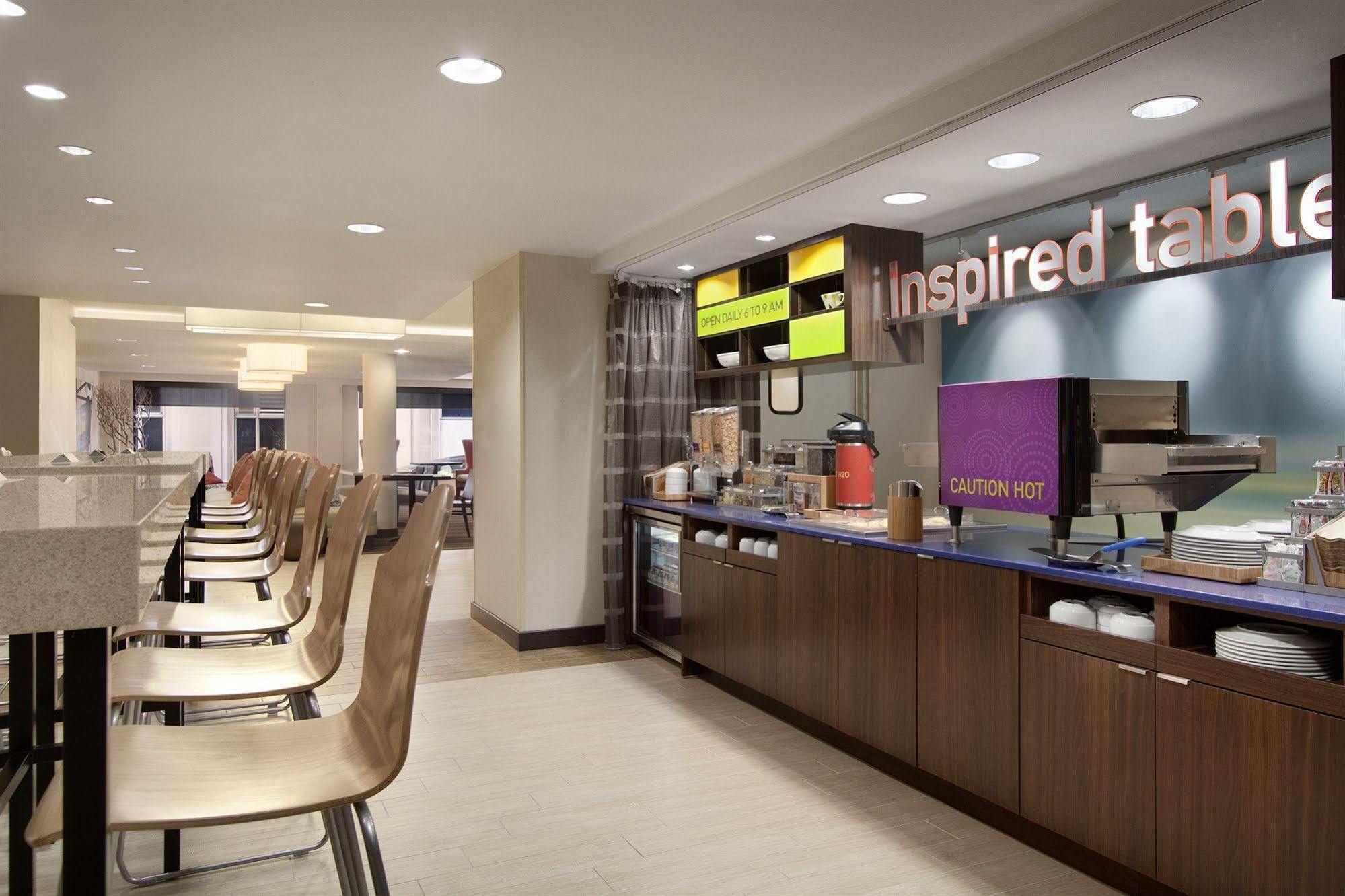 Comfort Inn & Suites Baltimore Eksteriør bilde